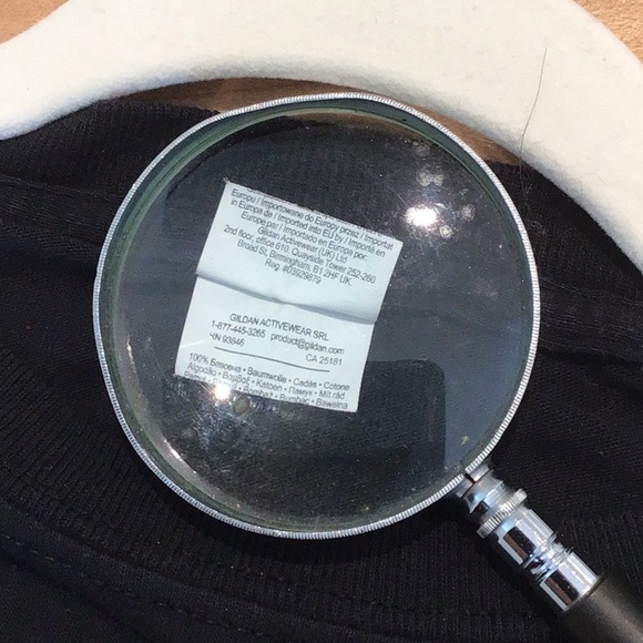 I ❤️ NY ( I Love New York) Gildan Black white Red short sleeve t-shirt M/L EUC - Picture 5 of 5